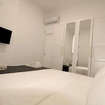 Appartement Logical Via P Rossi 19 *