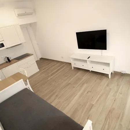 Logical Via P Rossi 19 Appartement