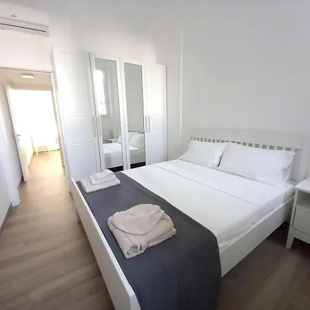 Apartment Logical Via P Rossi 19