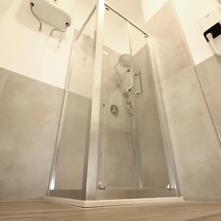 Logical Via P Rossi 19 Apartment Milan